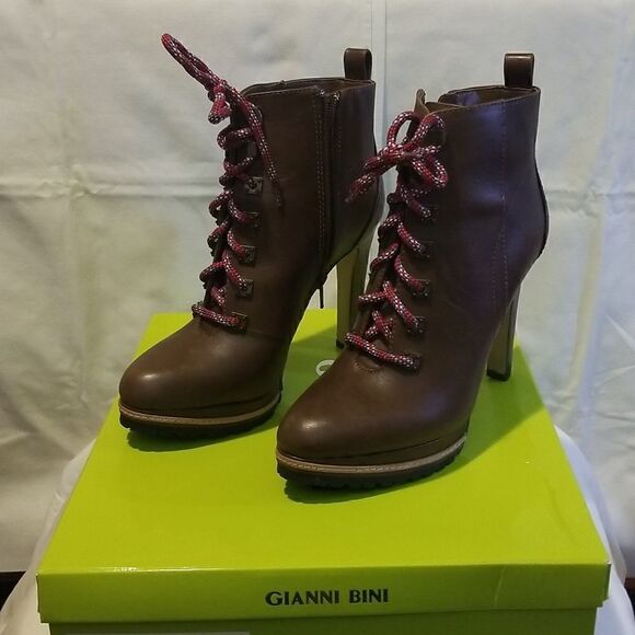 Womens Gianni Bini Boots  - Picture 4 of 11